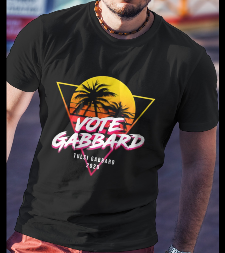 Vote Gabbard Tulsi Gabbard 2020 Sunset Palm Trees T-Shirt