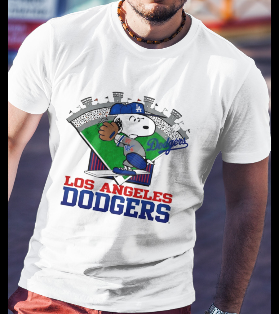 Los Angeles Dodgers Snoopy Peanuts Baseball Swing Stadium T-Shirt