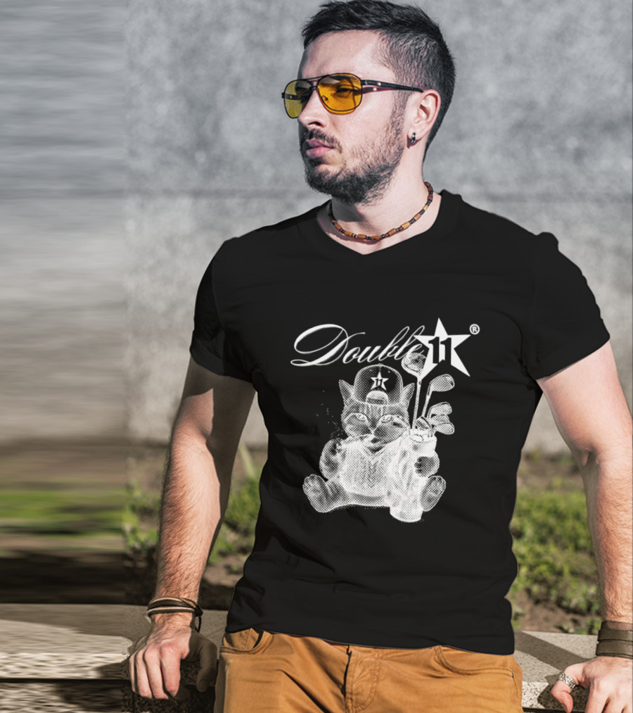 Double 11 Golfing Cat Star Golf Clubs Urban Streetwear 2026 Future T-Shirt