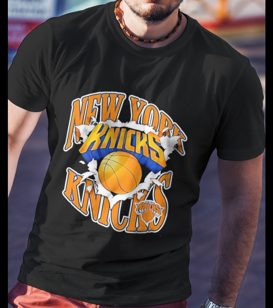 New York Knicks Bursting Basketball Knicks T-Shirt