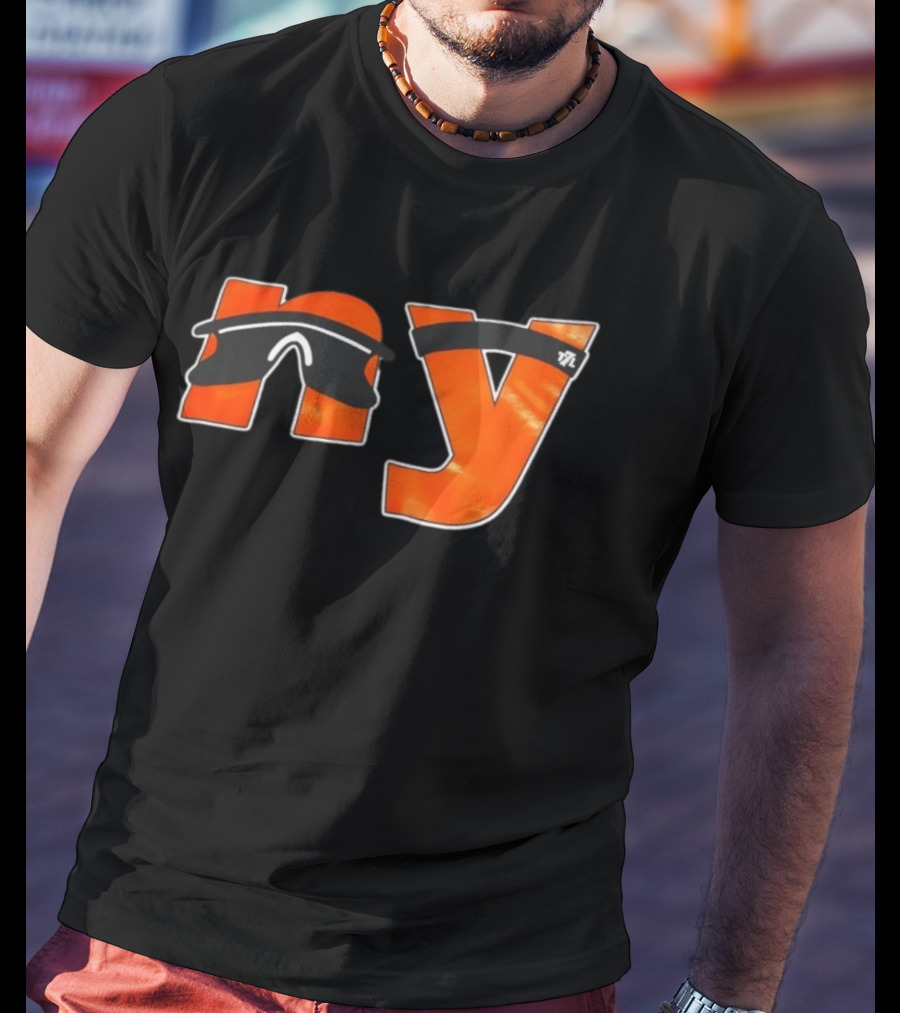 Carmelo Anthony New York Knicks NY Iconic Look T-Shirt