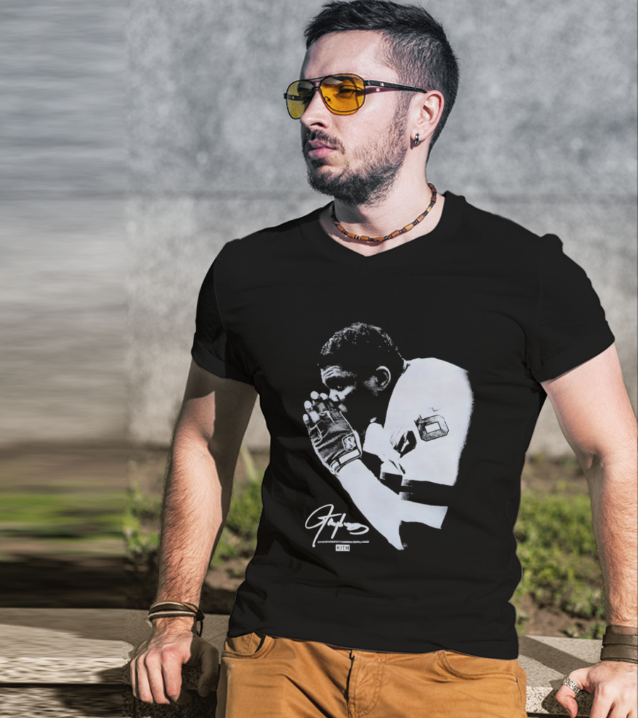 Kith National Football League Lawrence Taylor Praying Hands Signature Edition T-Shirt