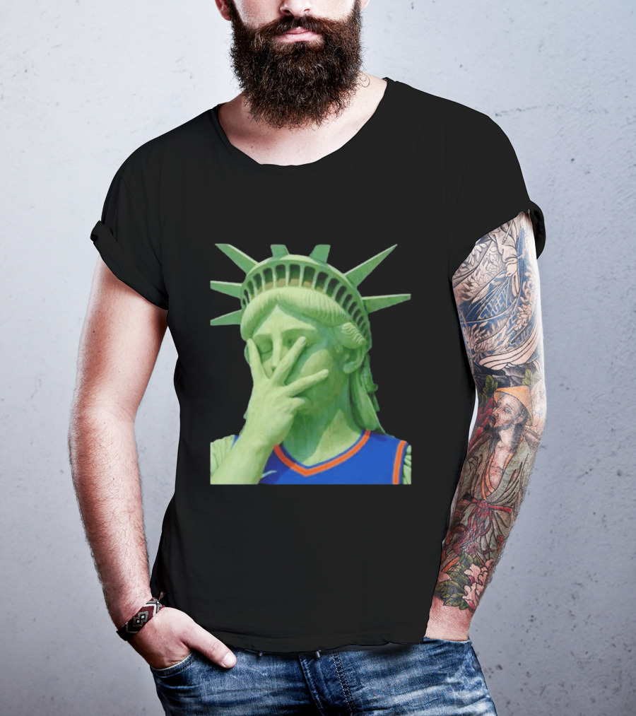 Liberty And Brunson For All Jalen Brunson 3 Points Pose Statue Of Liberty Knicks Jersey T-Shirt