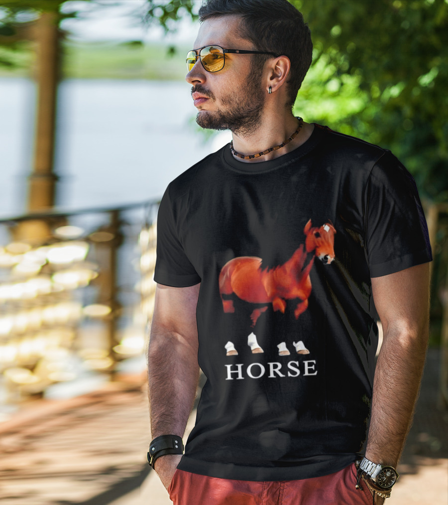 Horse Realistic Equestrian Art Style Hoof T-Shirt