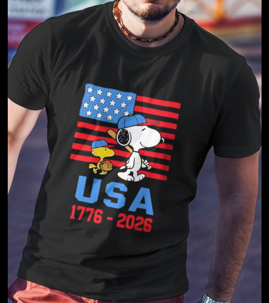 Snoopy Woodstock Peanuts USA Baseball American Flag 1776 2026 T-Shirt