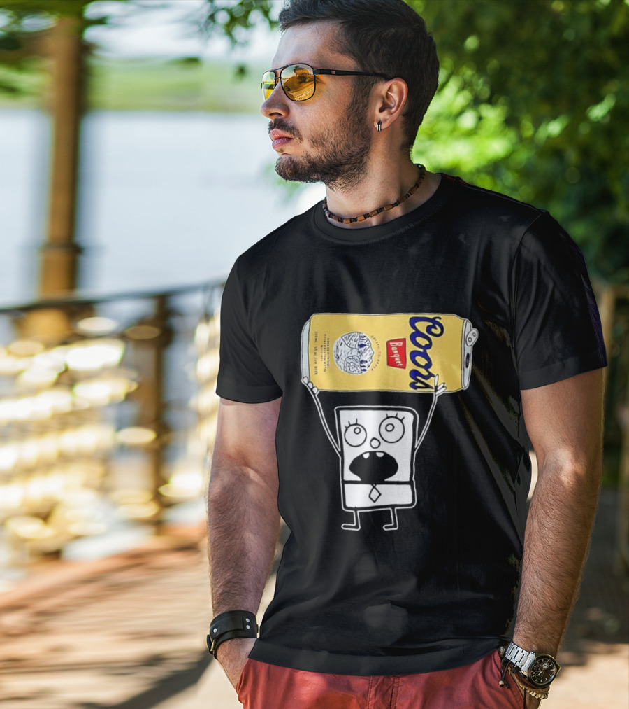 Coors Banquet Blocky Comic 355mL 5 Alc Vol Golden Colorado ESTD 1873 Refreshing T-Shirt