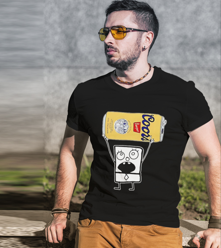 Coors Banquet Blocky Comic 355mL 5 Alc Vol Golden Colorado ESTD 1873 Refreshing T-Shirt