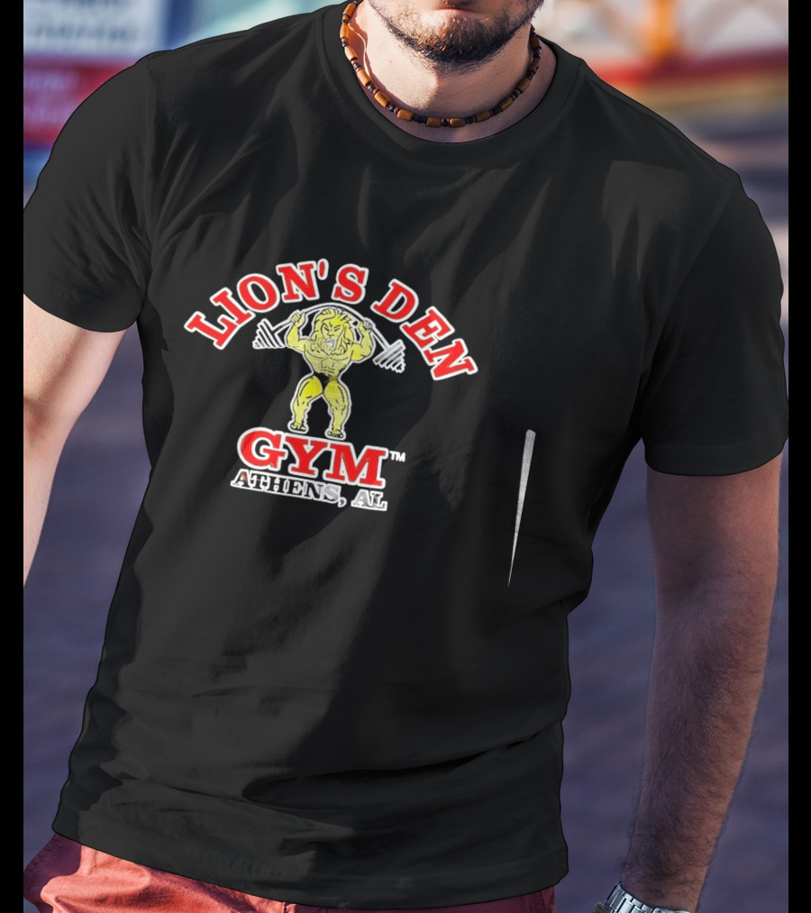 Lion's Den Gym Athens Alabama Fitness Center Weightlifting Lion T-Shirt