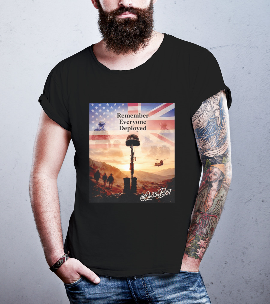 United States United Kingdom Remember Everyone Deployed Chinook Helicopter T-Shirt