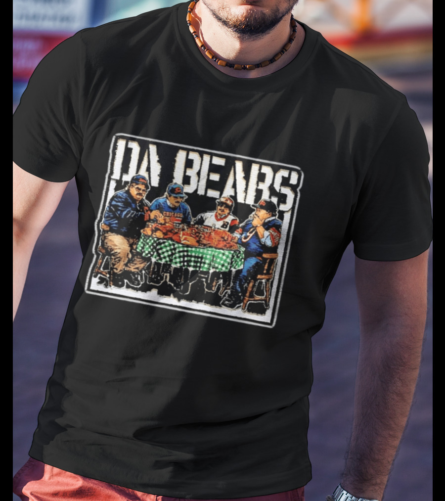 Chicago Bears Fans Eating At A Table Da Bears Classic Tailgate Gathering T-Shirt