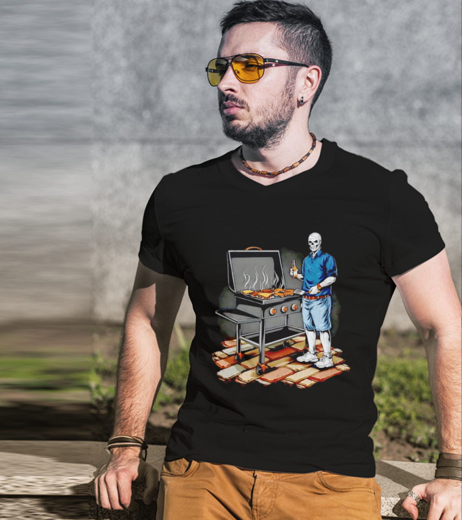 Skeleton Grilling BBQ With Beer And Burgers T-Shirt