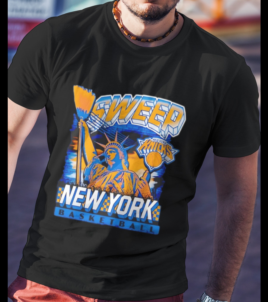Sweep New York Knicks Basketball Statue Of Liberty T-Shirt