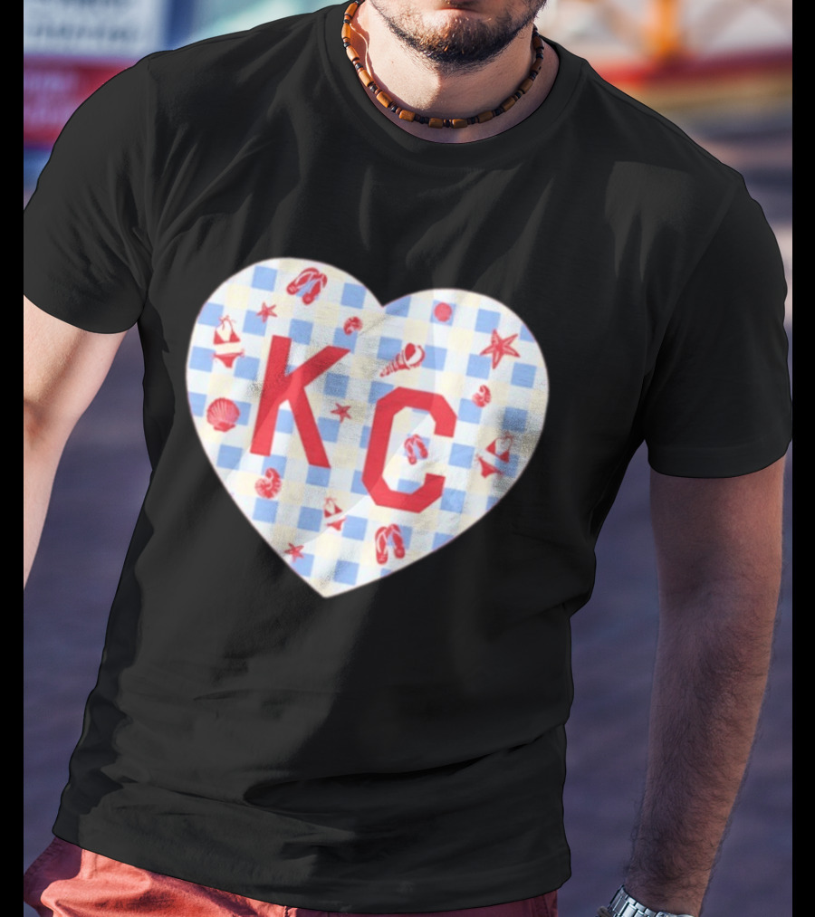 KC Heart Summertime Oatmeal Checkered Seashells And Starfish T-Shirt