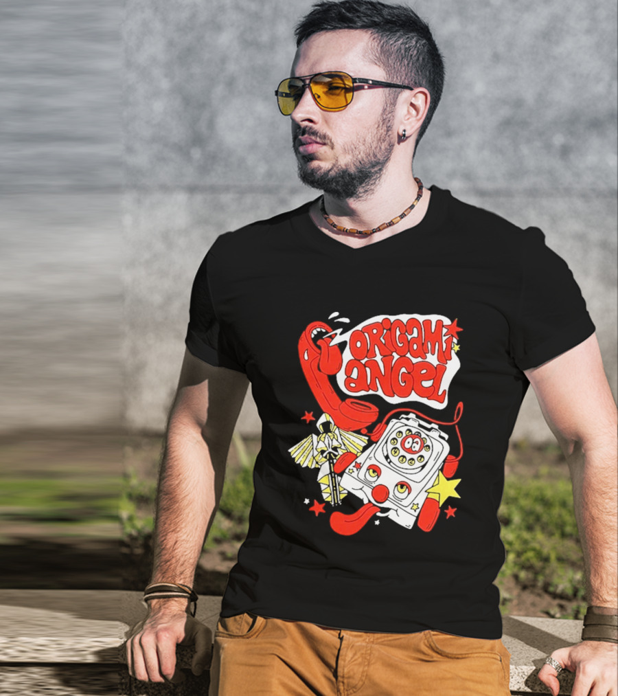Origami Angel Retro Phone Illustration With Stars And Wings T-Shirt
