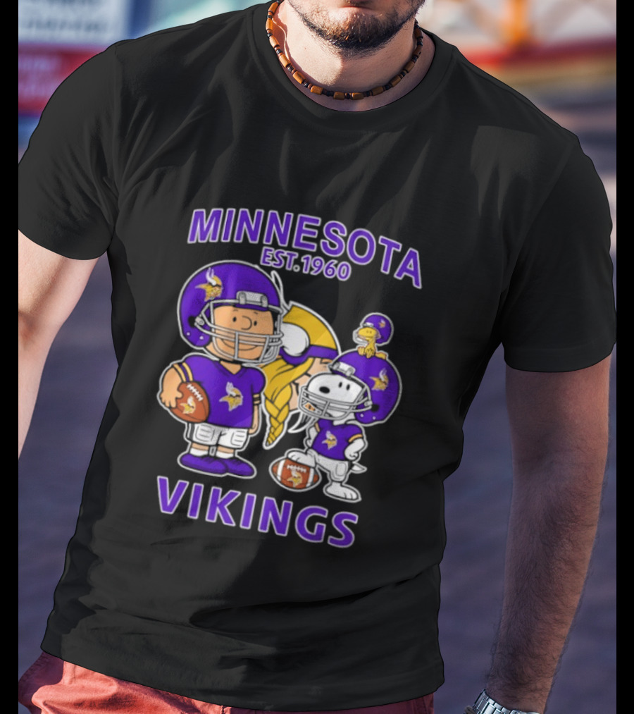 Minnesota Vikings Snoopy Charlie Brown Woodstock Est 1960 Football Team Fan Gear T-Shirt