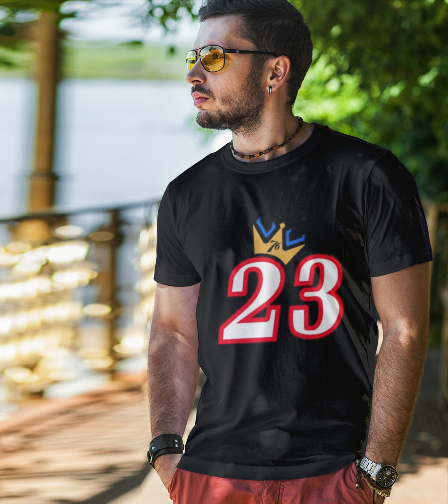 LeBron James 23 King Crown Philadelphia 76ers T-Shirt