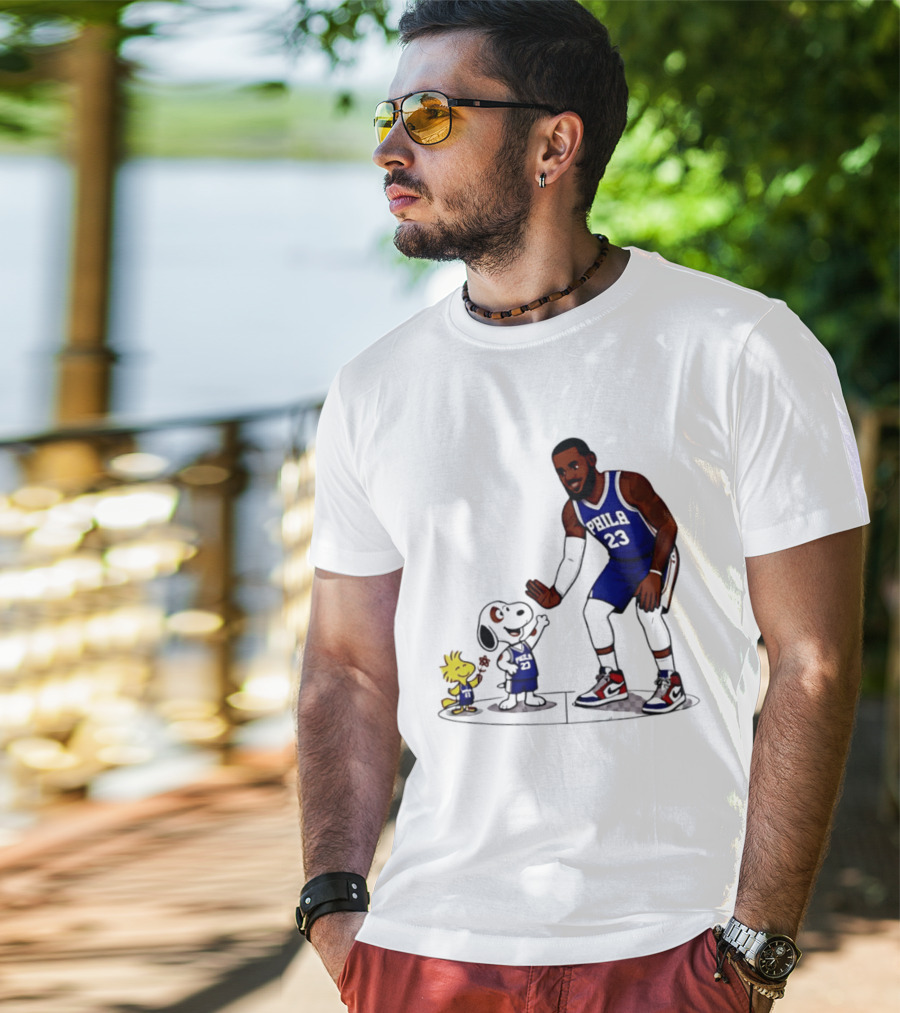 Snoopy Woodstock High Five LeBron James 23 Philadelphia 76ers Collaboration T-Shirt