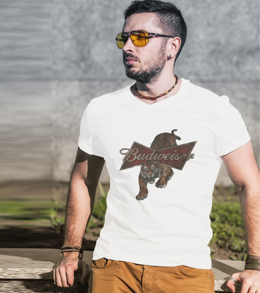 Budweiser Tiger Logo Jumping Tiger T-Shirt