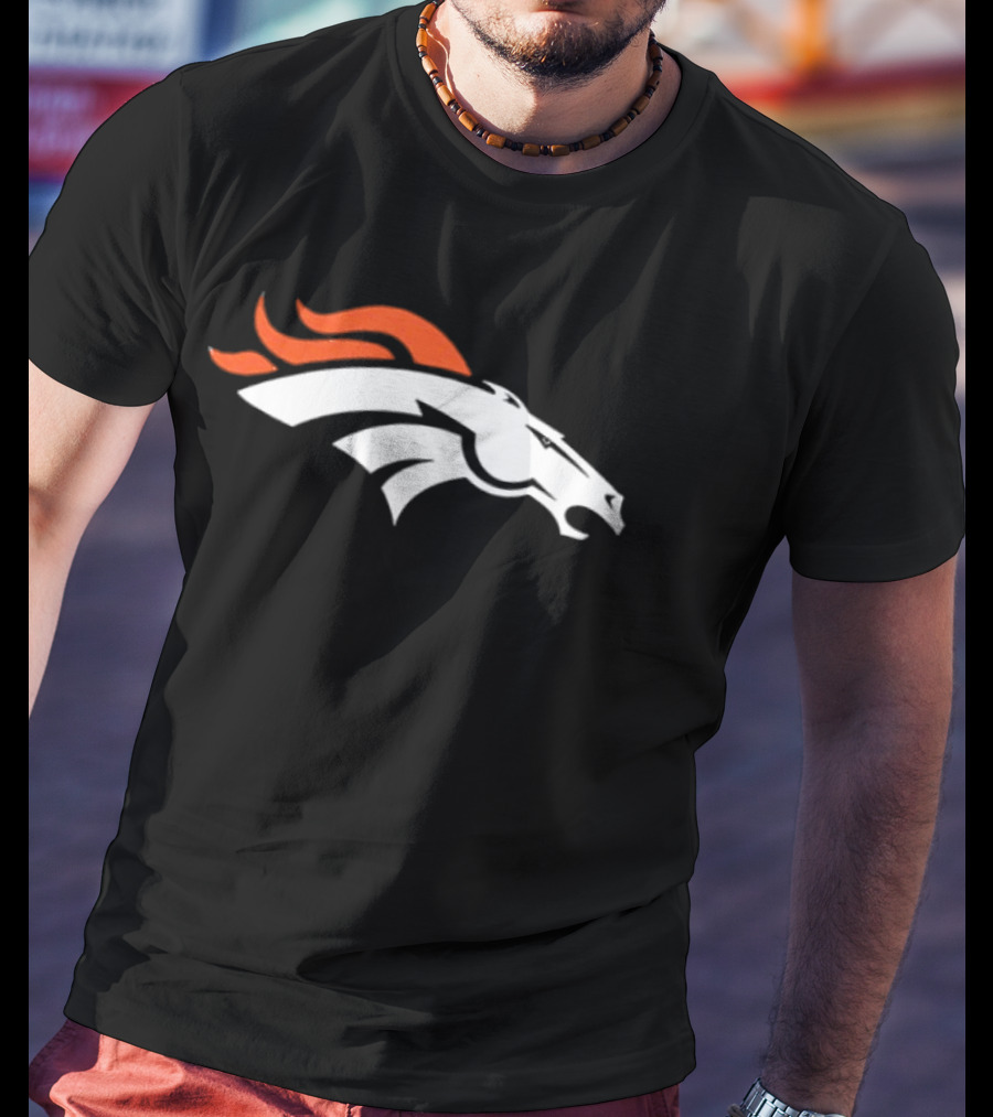 Denver Broncos Damn Right I Am A Broncos Now And Forever Signatures Two Sided T-Shirt