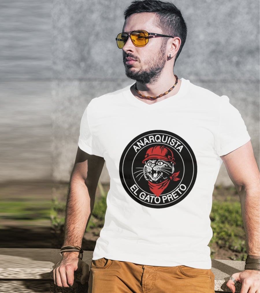 ANARQUISTA EL GATO PRETO Red Bandana Helmet Cat Meme T-Shirt
