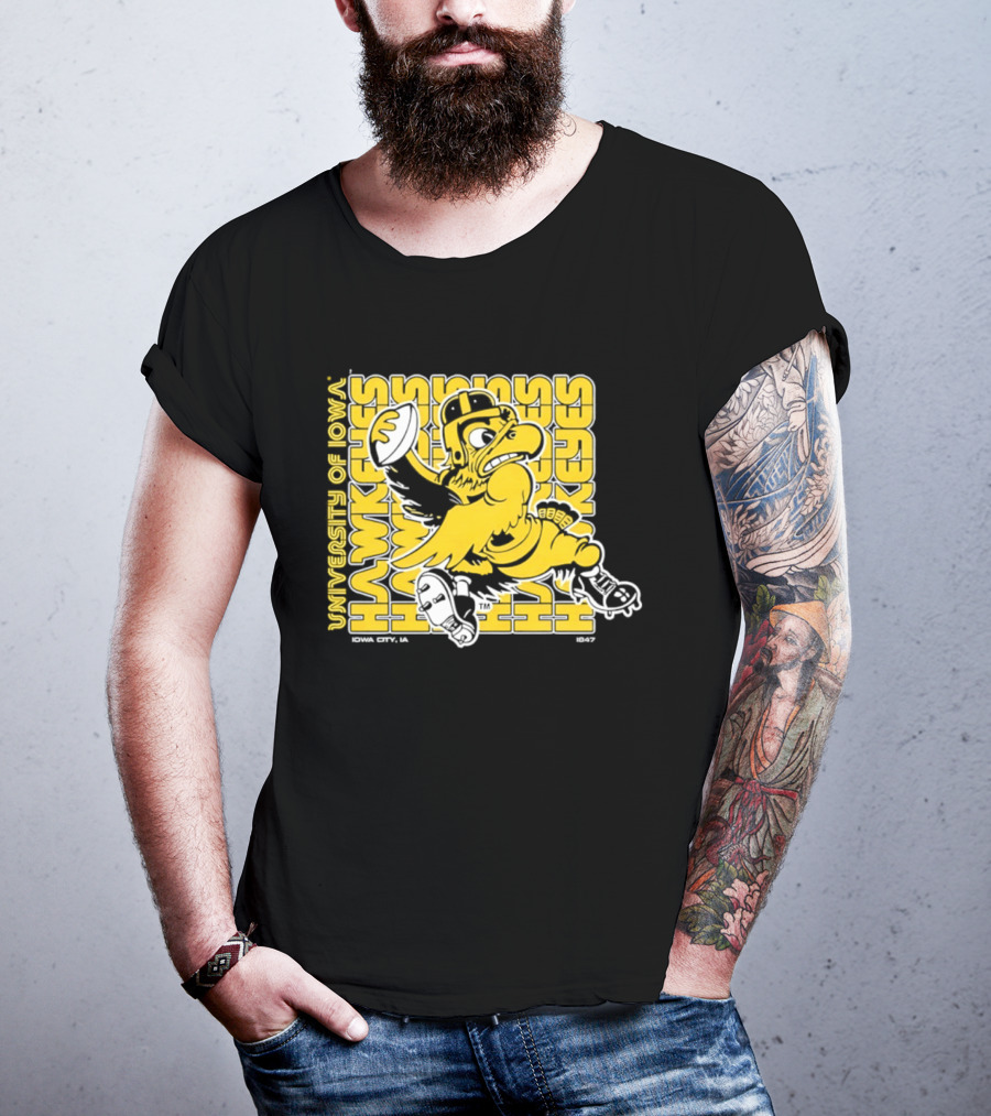 University Of Iowa Hawkeyes Mascot Iowa City Retro 1847 T-Shirt