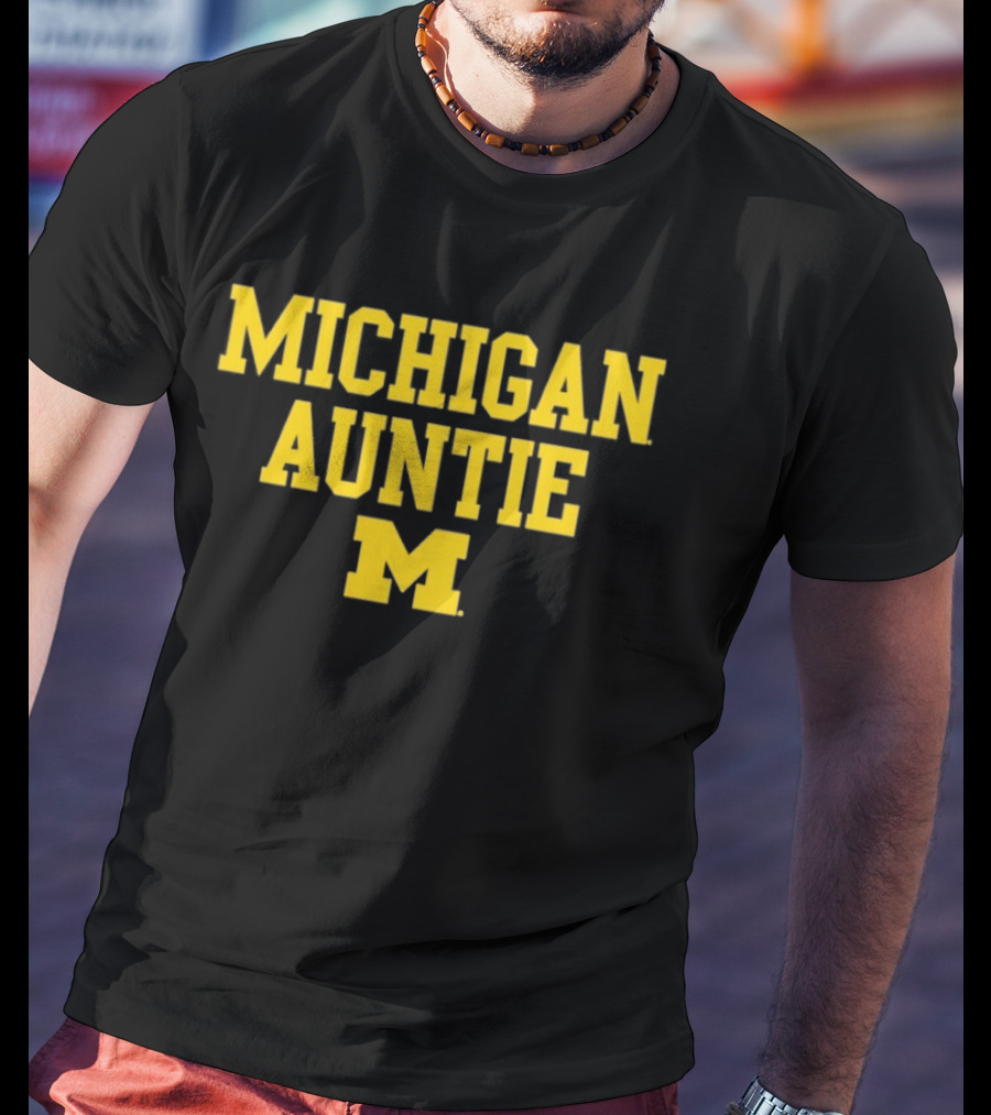 Michigan Wolverines Auntie M NCAA Fan T-Shirt