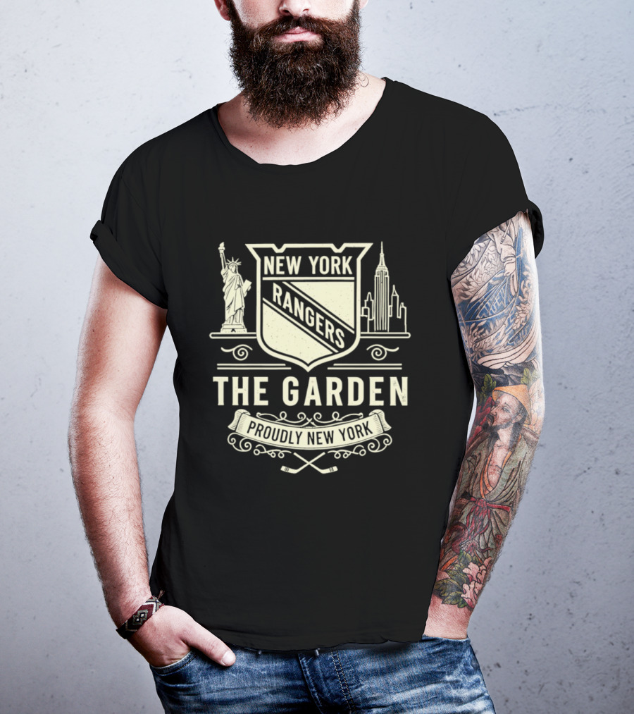 New York Rangers The Garden Proudly New York Statue Empire Building T-Shirt