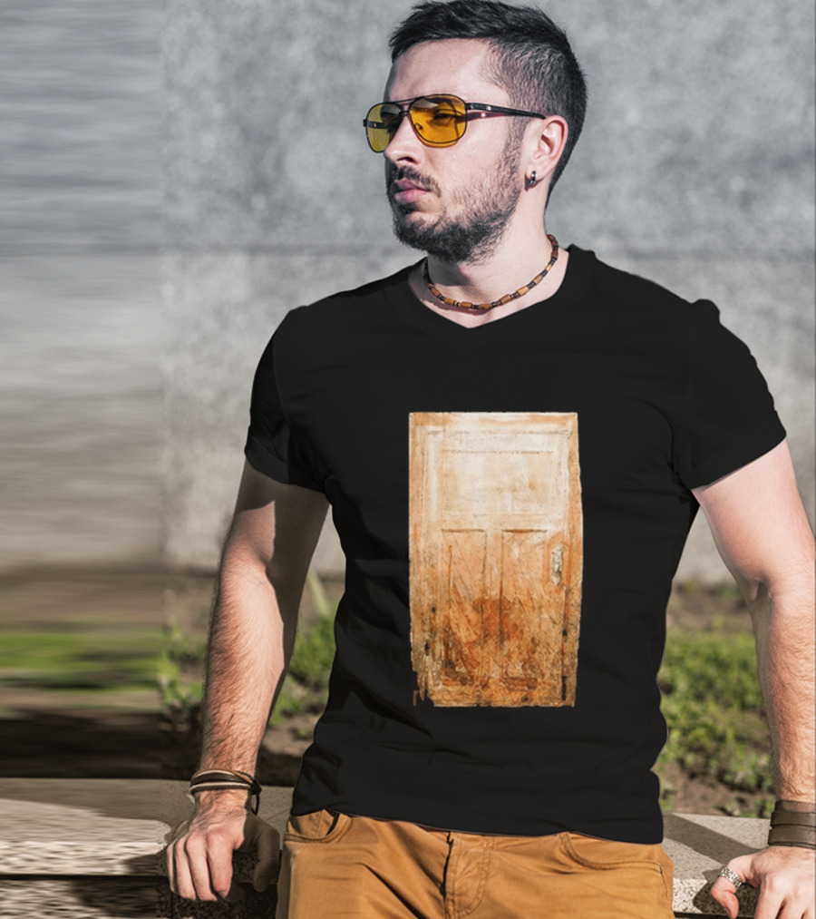 Insidious 5 Cast And Crew Vintage Door T-Shirt