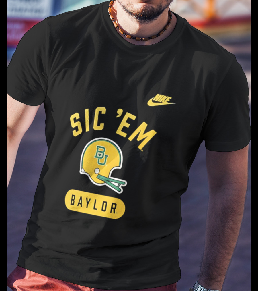 Nike Sic 'Em Baylor Football Helmet BU T-Shirt