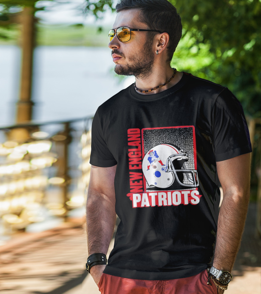New England Patriots Vintage Helmet 2026 Season T-Shirt