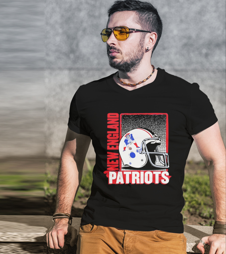 New England Patriots Vintage Helmet 2026 Season T-Shirt