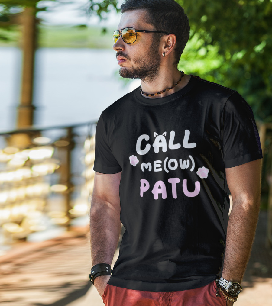 CALL ME(OW) PATU Cat Paw Prints T-Shirt
