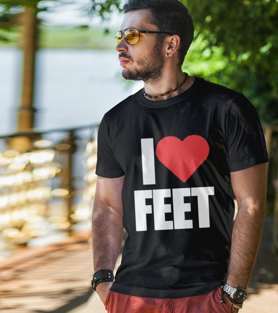 I Heart Feet Bold Red Heart Fun T-Shirt