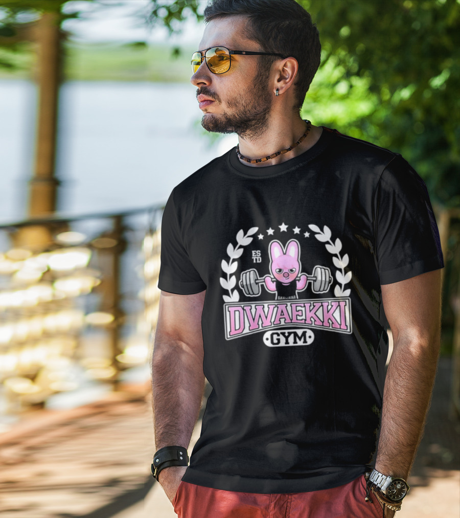Dwaekki Gym Stray Hyunjin SKZOO K Pop Weightlifting Bunny Character Fitness Fan Gear T-Shirt