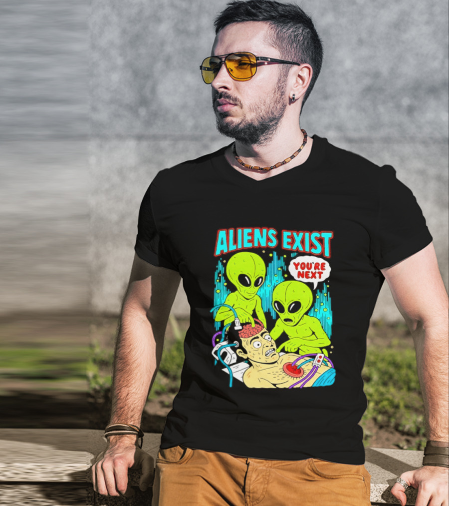 Aliens Exist You Are Next Green Alien Abduction Teen Hearts T-Shirt