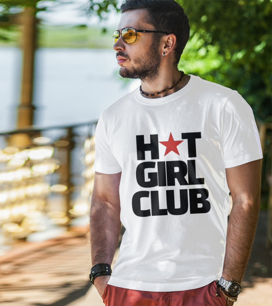 Hot Girl Club Red Star Trendy Fashion T-Shirt