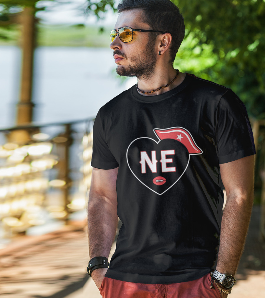 New England NE Heart Football Star Hat T-Shirt