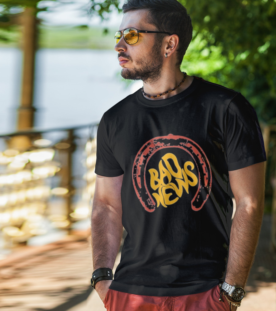 Bad News Horseshoe Icon Retro Vibe T-Shirt