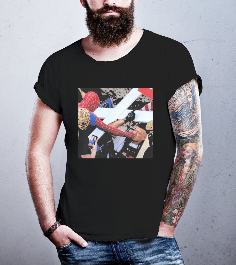 Minneapolis Spiderman Punching Police Protest Scene T-Shirt
