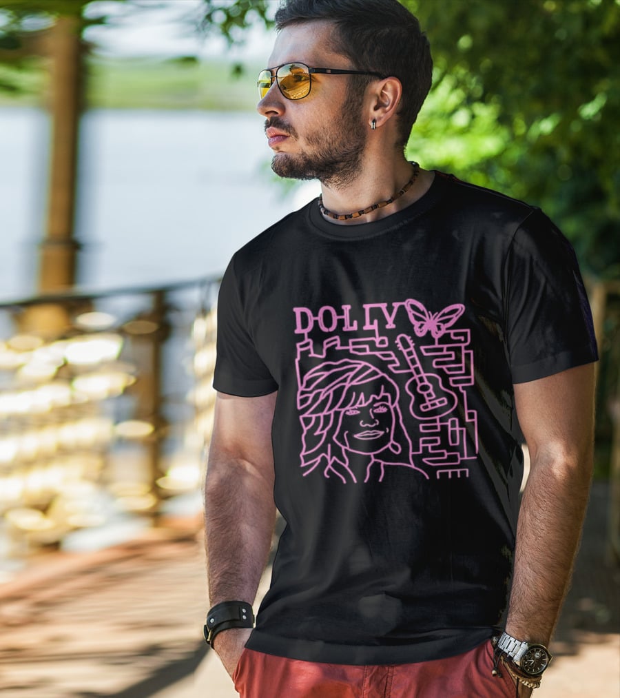 Dolly Corn Maze Butterfly Guitar Maze T-Shirt