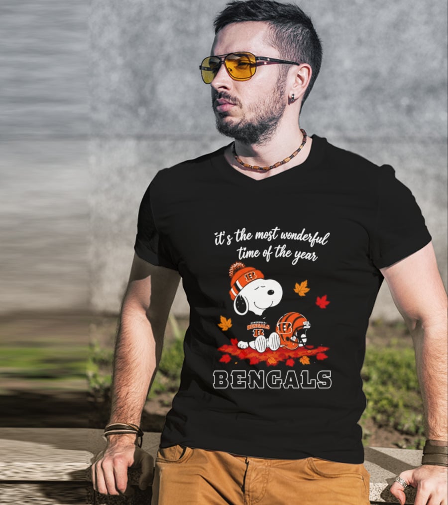 Cincinnati Bengals Snoopy Fall Halloween 2026 It's The Most Wonderful Time Of The Year T-Shirt