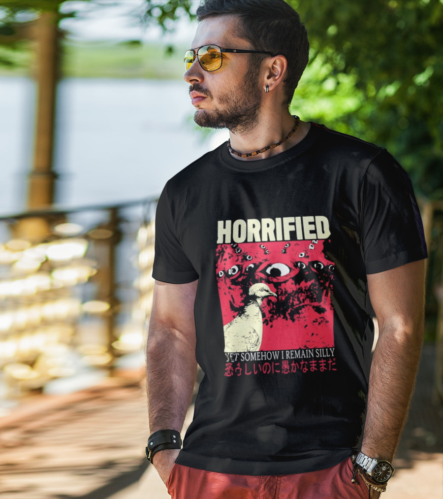 Horrified Pigeon Yet Somehow I Remain Silly Japanese T-Shirt