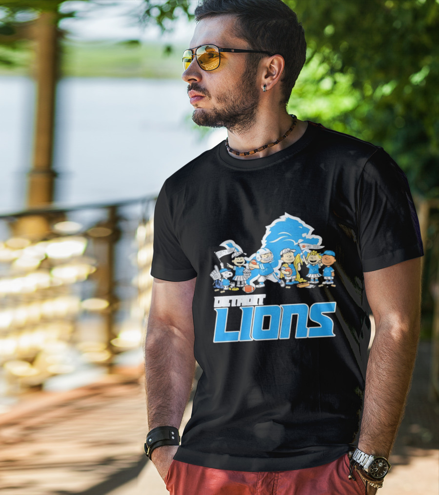 Peanuts Characters With Detroit Lions Team Collaboration T-Shirt