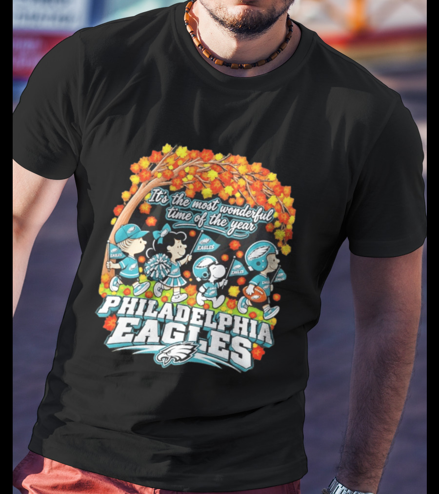 Philadelphia Eagles Peanuts Characters Autumn It's The Most Wonderful Time Of The Year T-Shirt