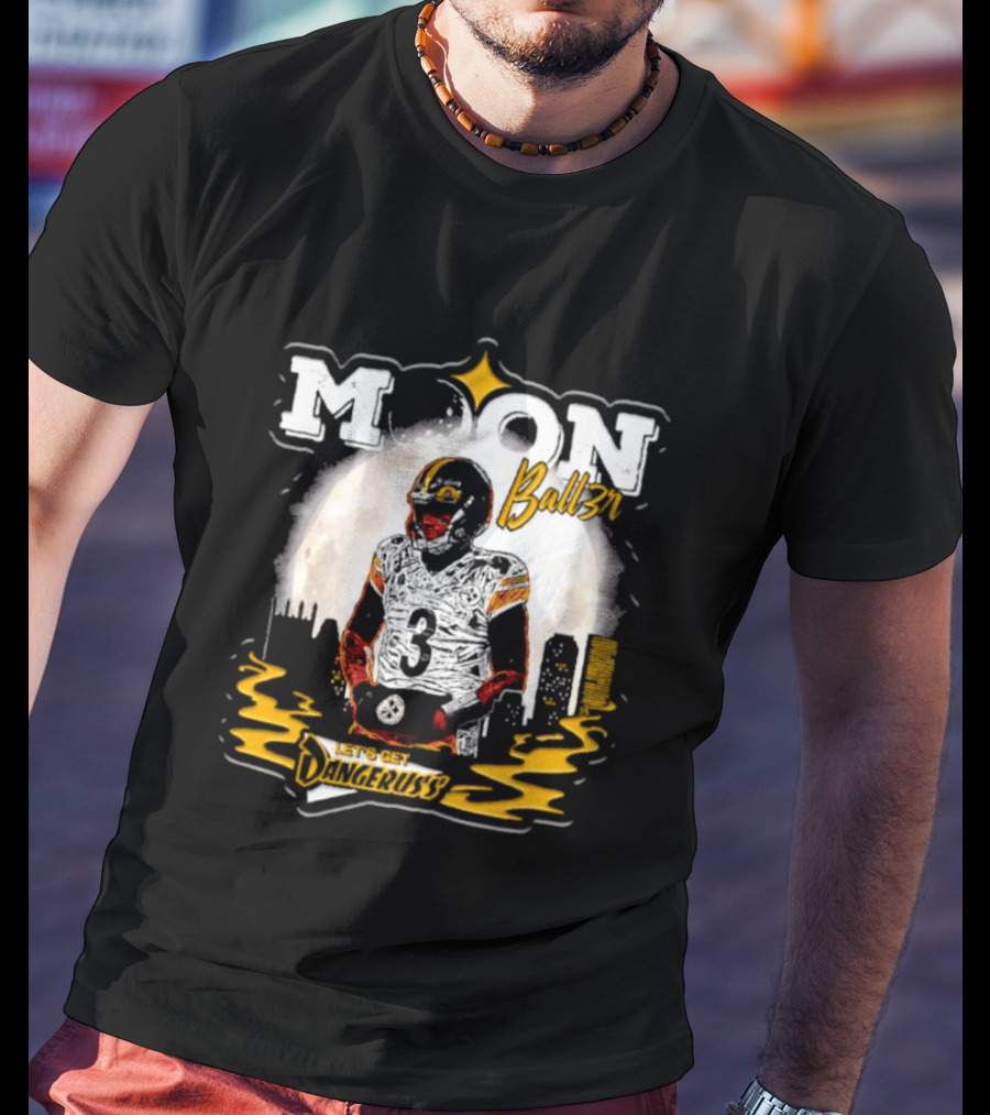 Pittsburgh Steelers Moon Ball3r Dangeruss Football Russell Wilson T-Shirt