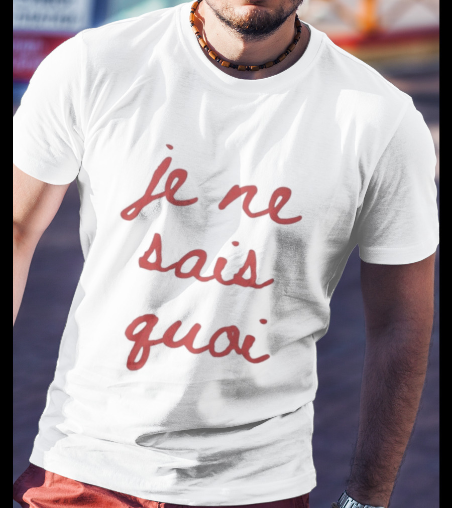 Je Ne Sais Quoi French Red Script T-Shirt