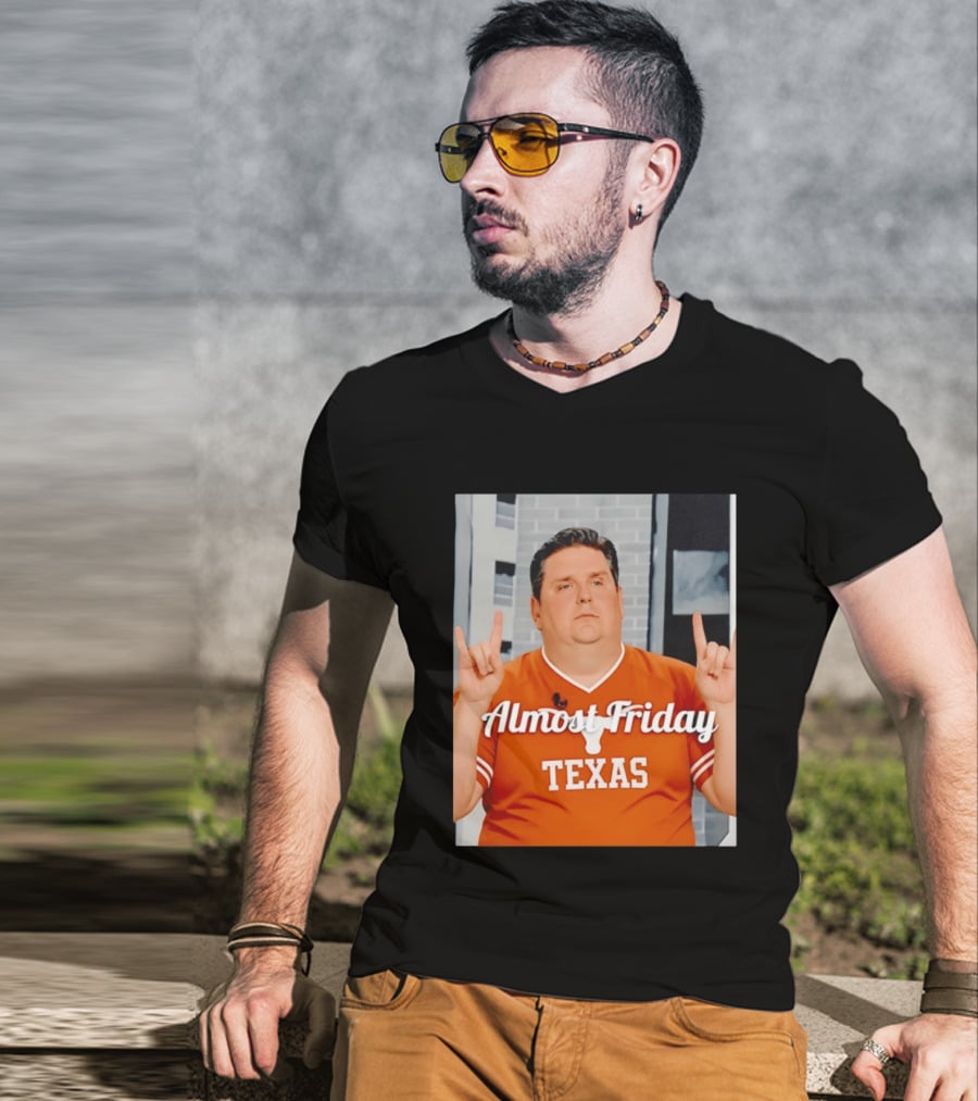 Almost Friday Texas Longhorn Hook 'EM T-Shirt