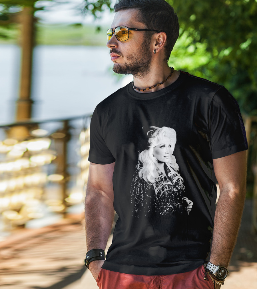 Glamorous Dolly Parton Vintage Style Image T-Shirt
