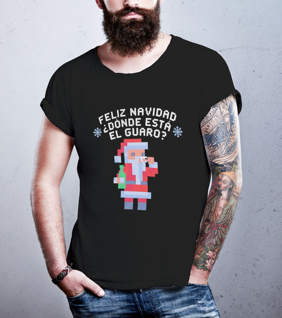 Feliz Navidad Dónde Está El Guaro Santa With Drink And Bottle T-Shirt