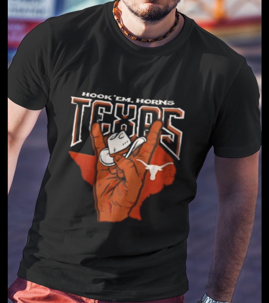 Hook 'em Texas Longhorns Hand Sign With Cowboy Hat And Longhorn T-Shirt